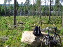 Ylinen Pahtajarvi * toinen Pahtaj�rvist� taustalla - Ylinen Pahtaj�rvi * 797 x 600 * (170KB)